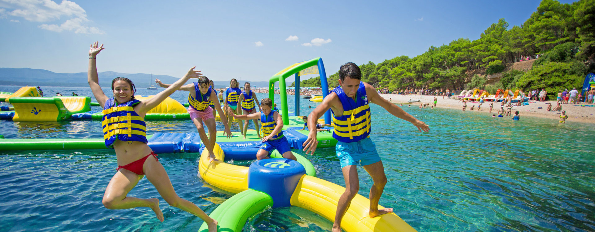 Aquaparc Renacland Saint-gérons Lac St Etienne Cantalès